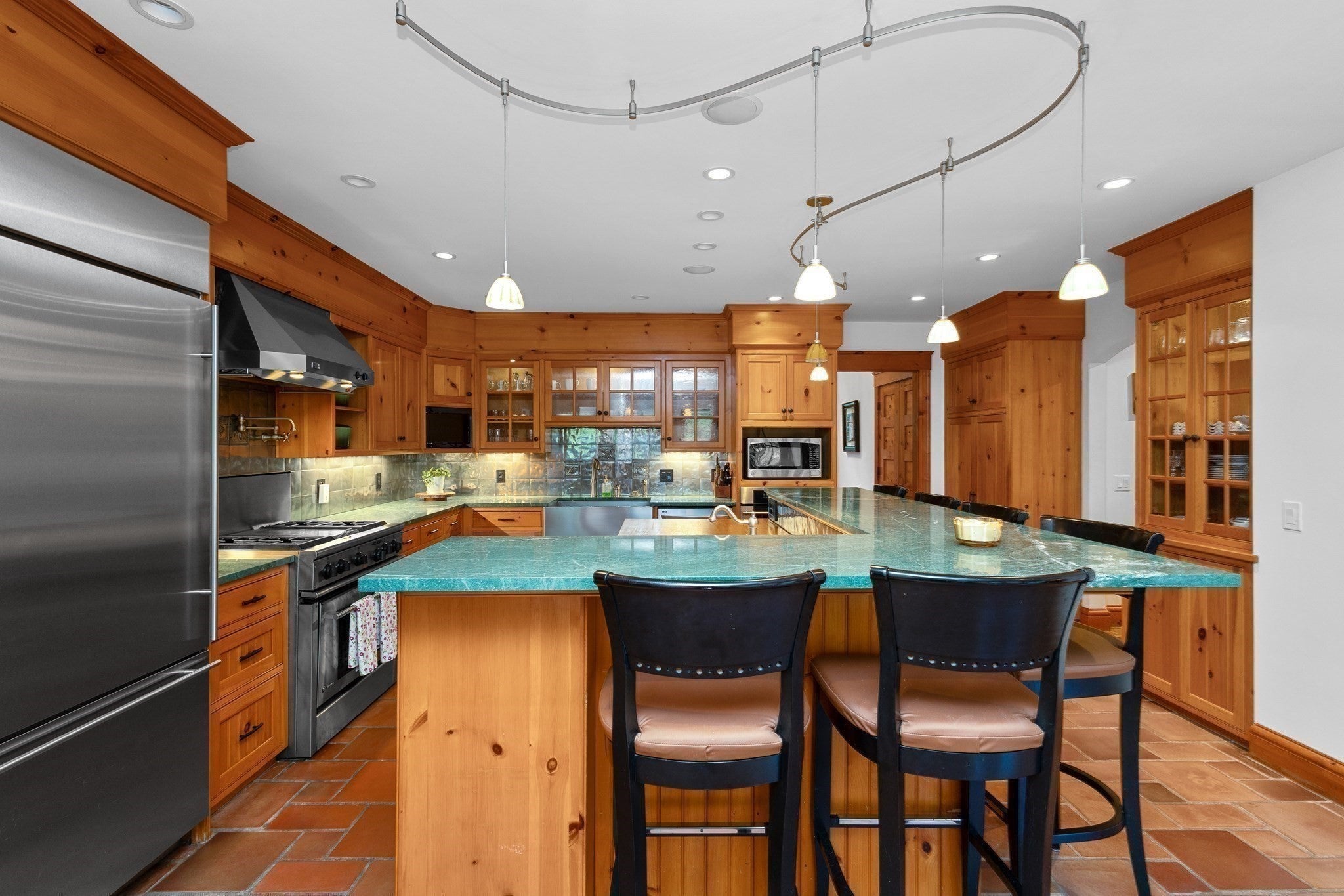 3 Lealand Peck Dr, Wrentham, MA, 3 Lealand Peck Dr, Wrentham, MA Photo #10