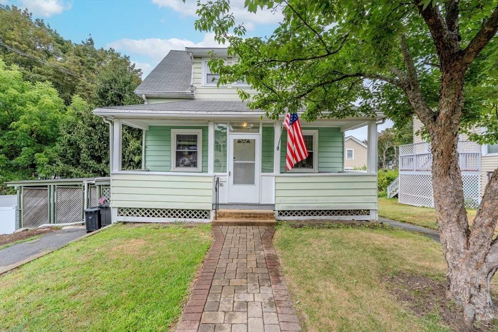 35 Lindenwood Rd