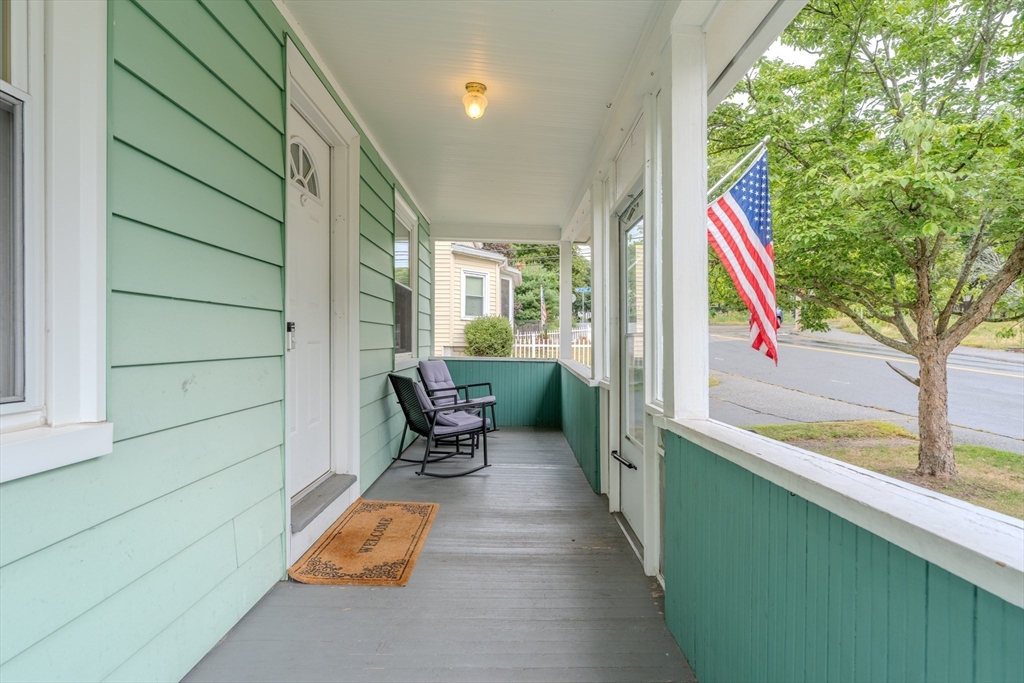 35 Lindenwood Rd