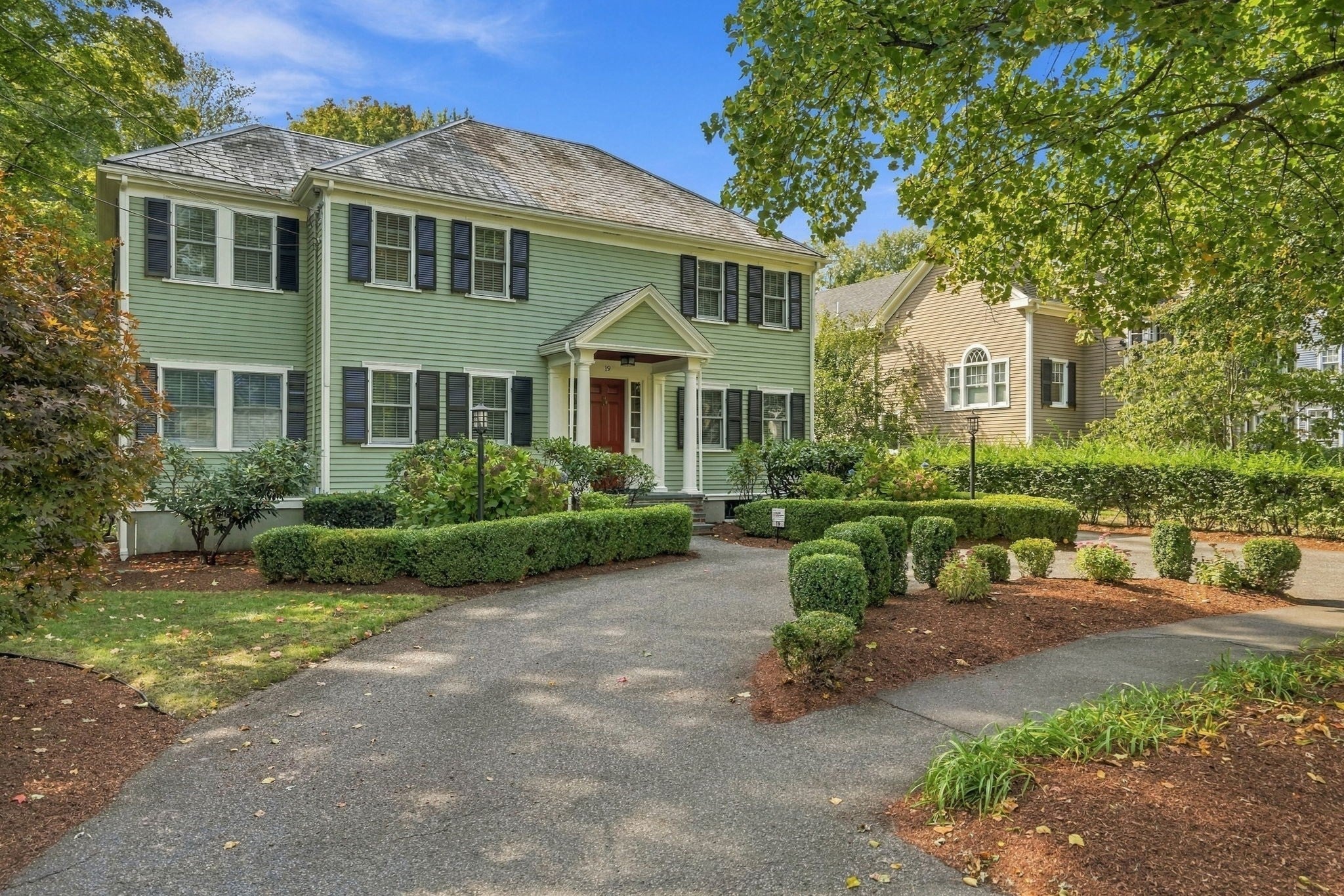 19 Vine Brook Rd