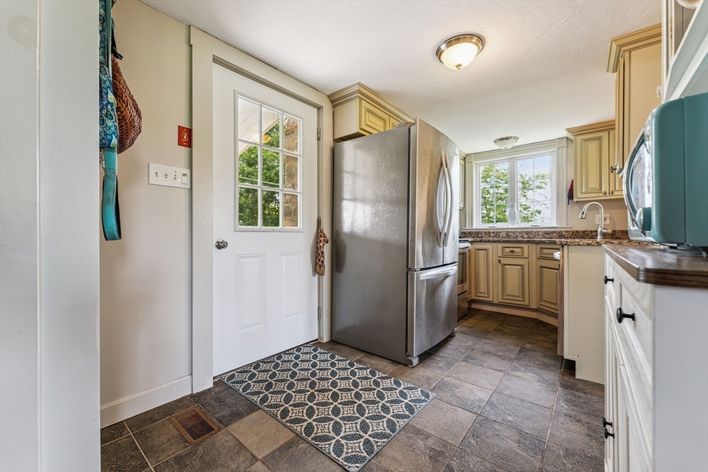 243 Clemence Hill Road