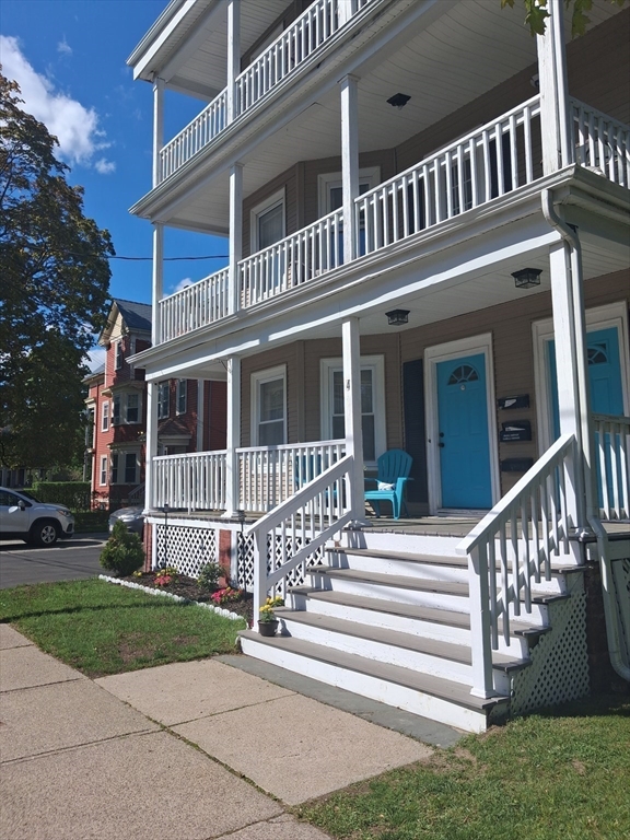 4 Wolfenden St, Attleboro, MA Photo #2