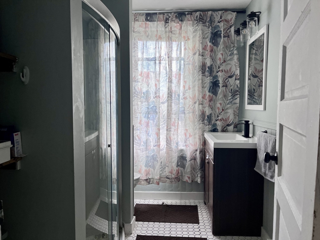 4 Wolfenden St, Attleboro, MA Photo #18