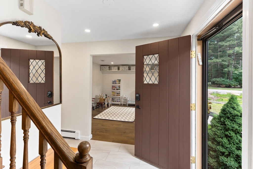 1 Montaup Road
