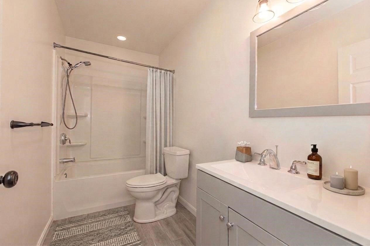 33 Lamplighter LN #33, Easton, MA Photo #12