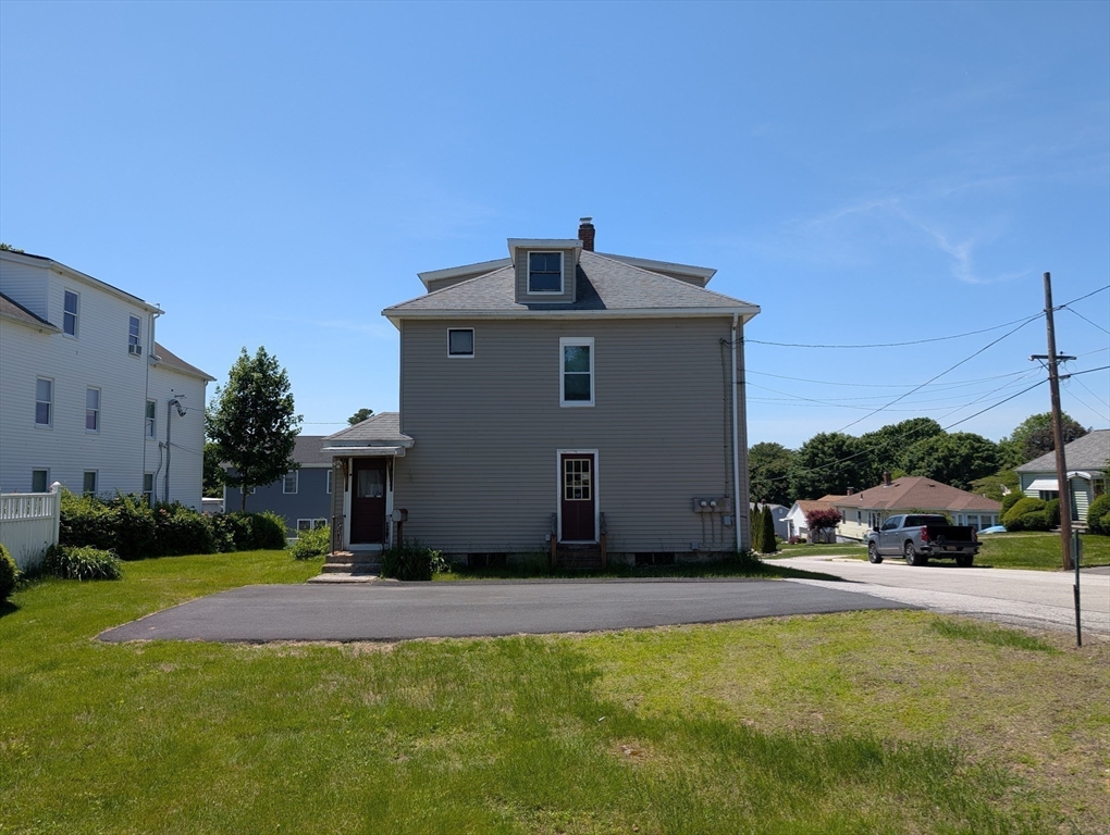 5 Hall St