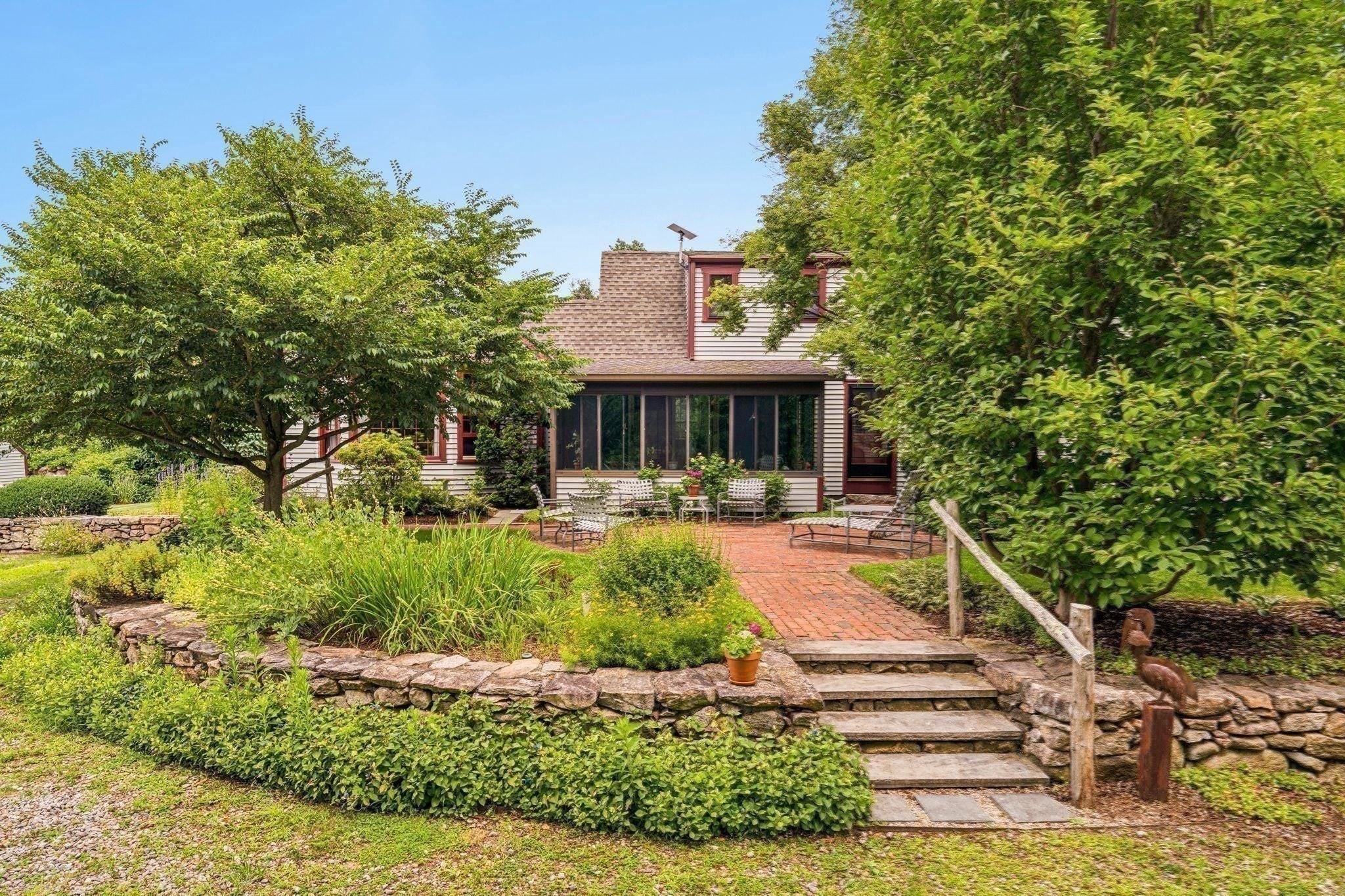 200 Bakerville Rd
