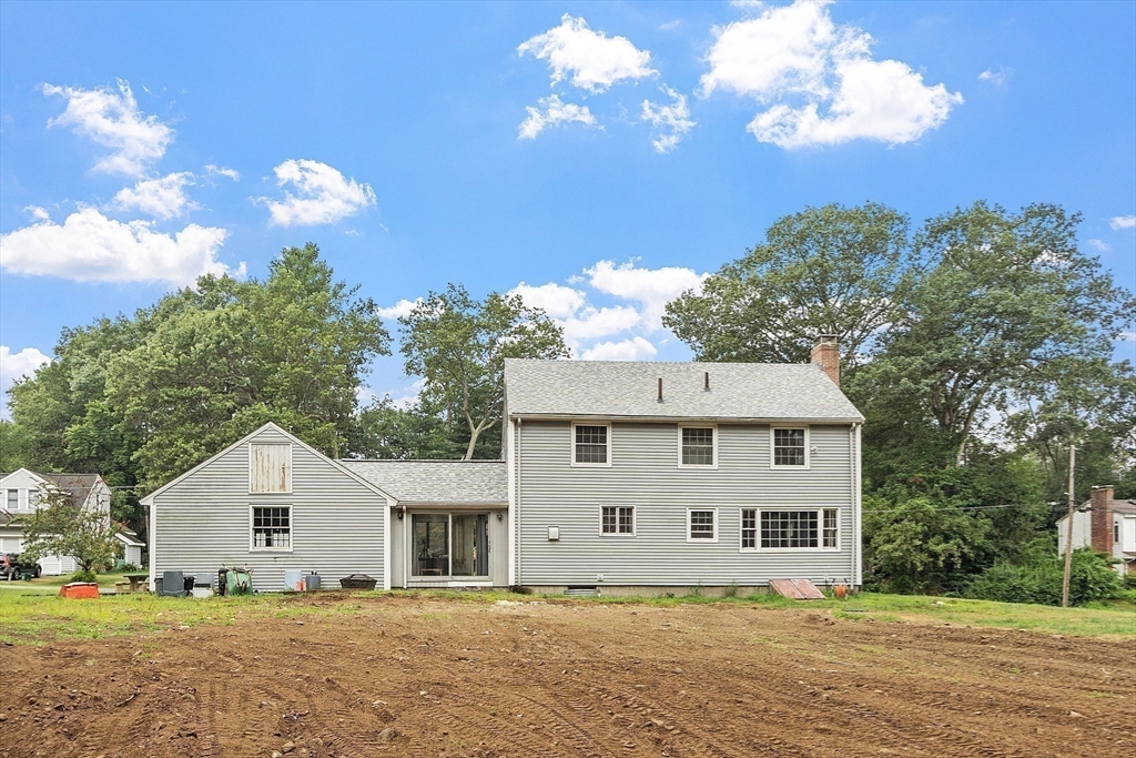 3 Thoreau Rd