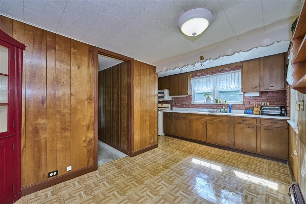 144 South St