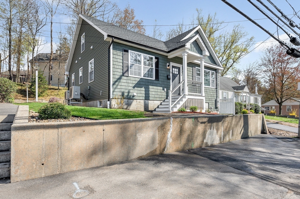 51 Willard