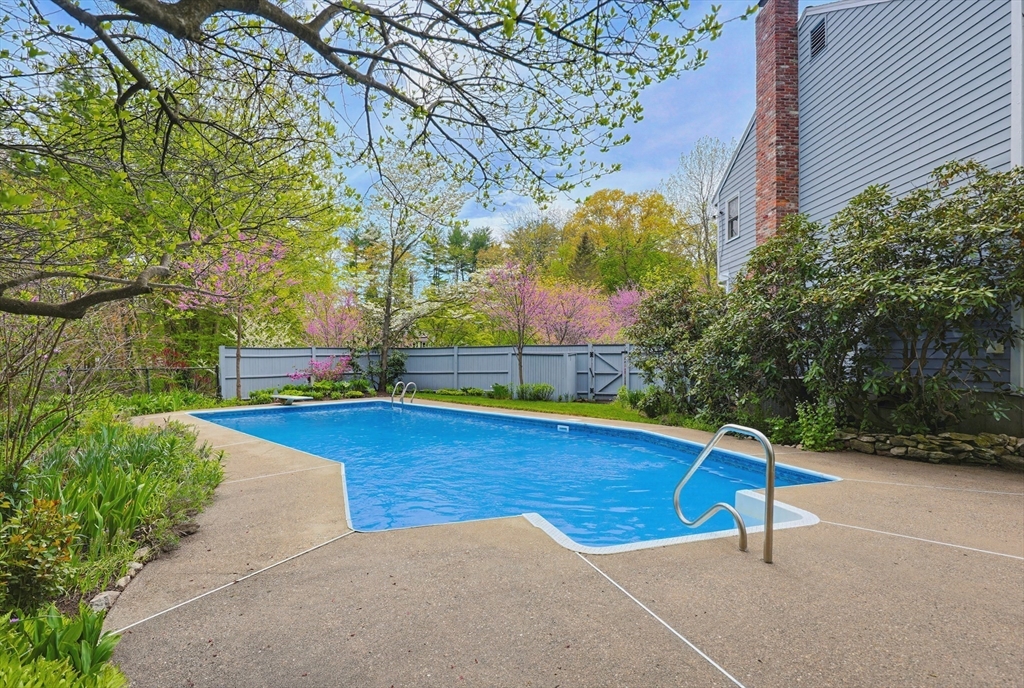 12 Irene Cir