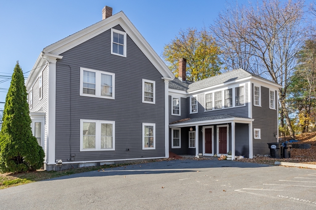 129-131 Main St
