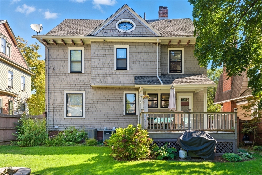 106 Magnolia Terrace