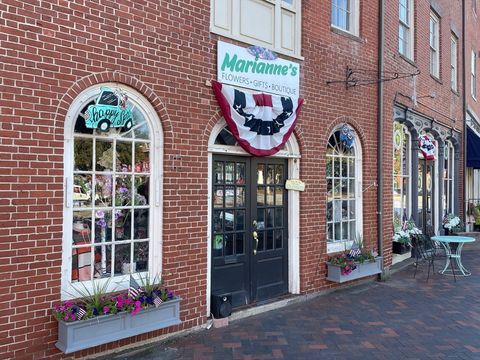 19 Market Sq Newburyport MA 01950