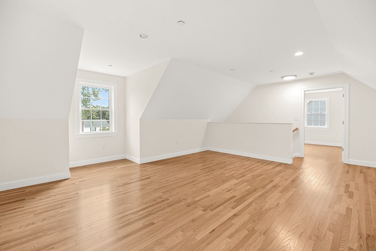 20 Smith Lane, Medford, MA, 20 Smith Lane, Medford, MA Photo #30