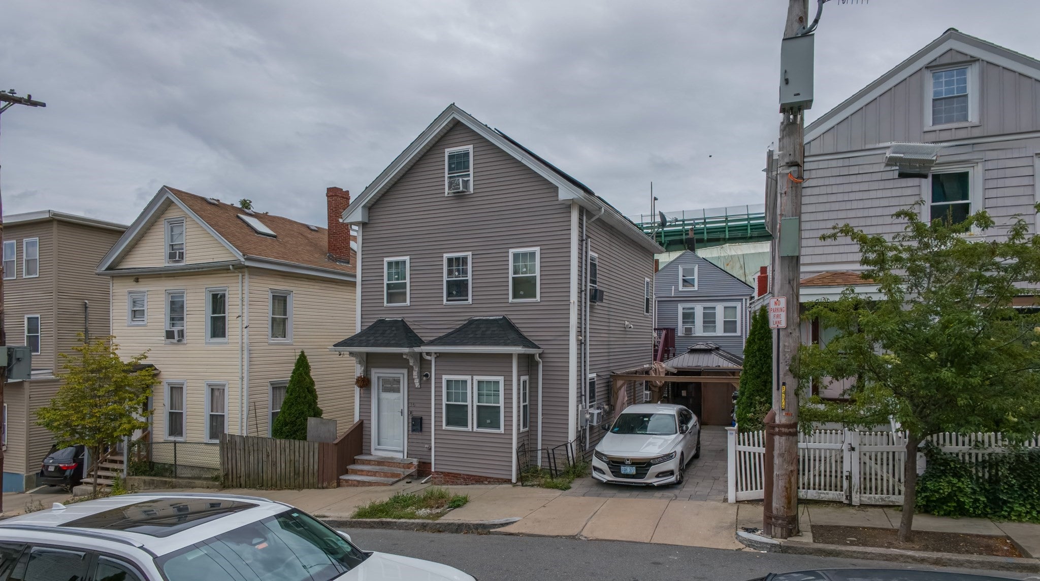 16 High St