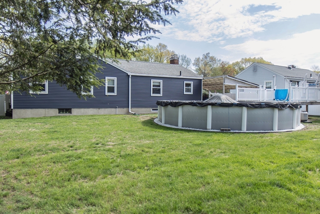 97 Pondview Dr