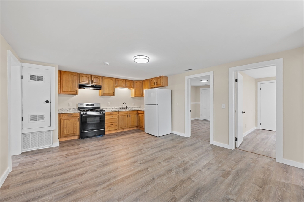 45 River St