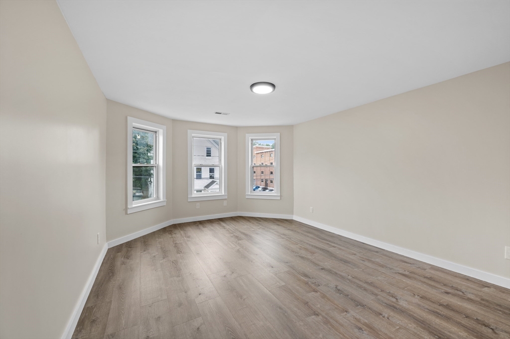 45 River St