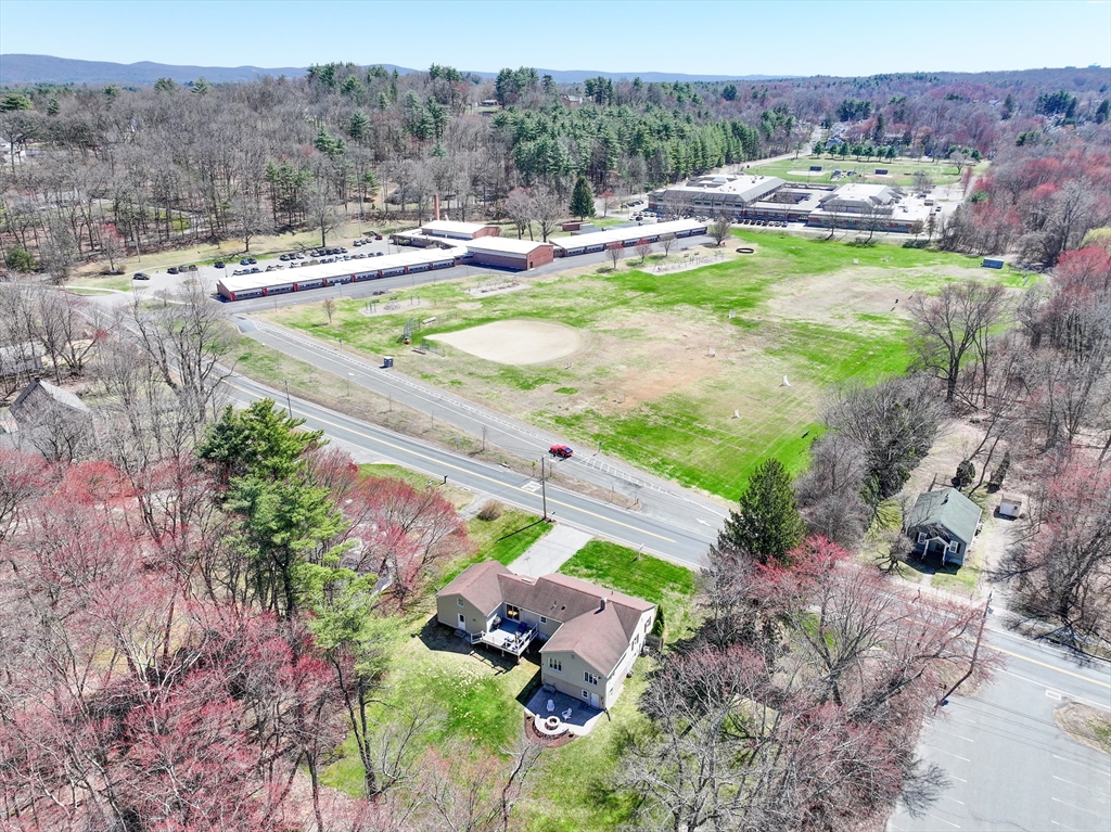 144 Mapleshade