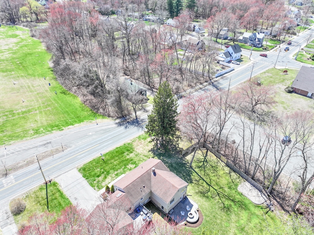 144 Mapleshade