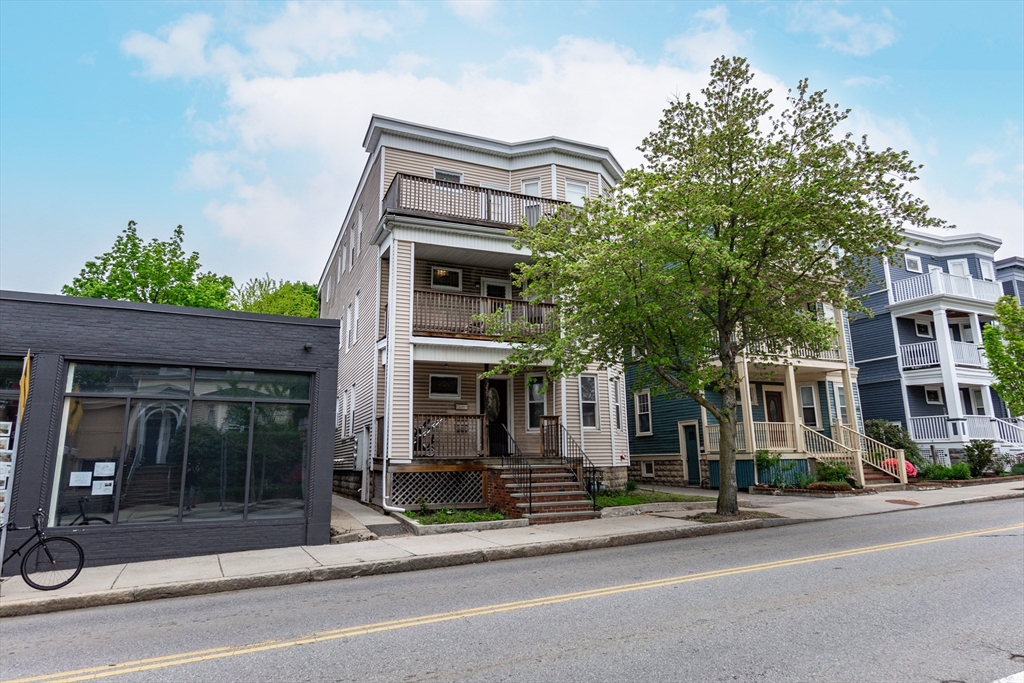 Photo 1 of 30 — 279 Concord Ave 2, Cambridge, MA 02138