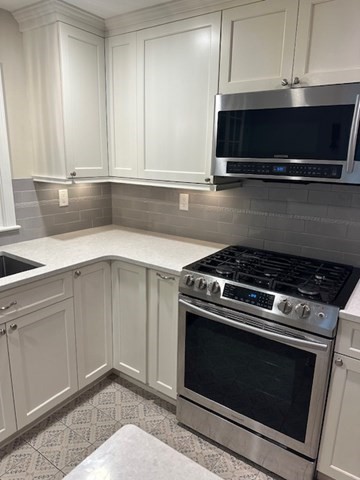 85 Westmoor Rd
