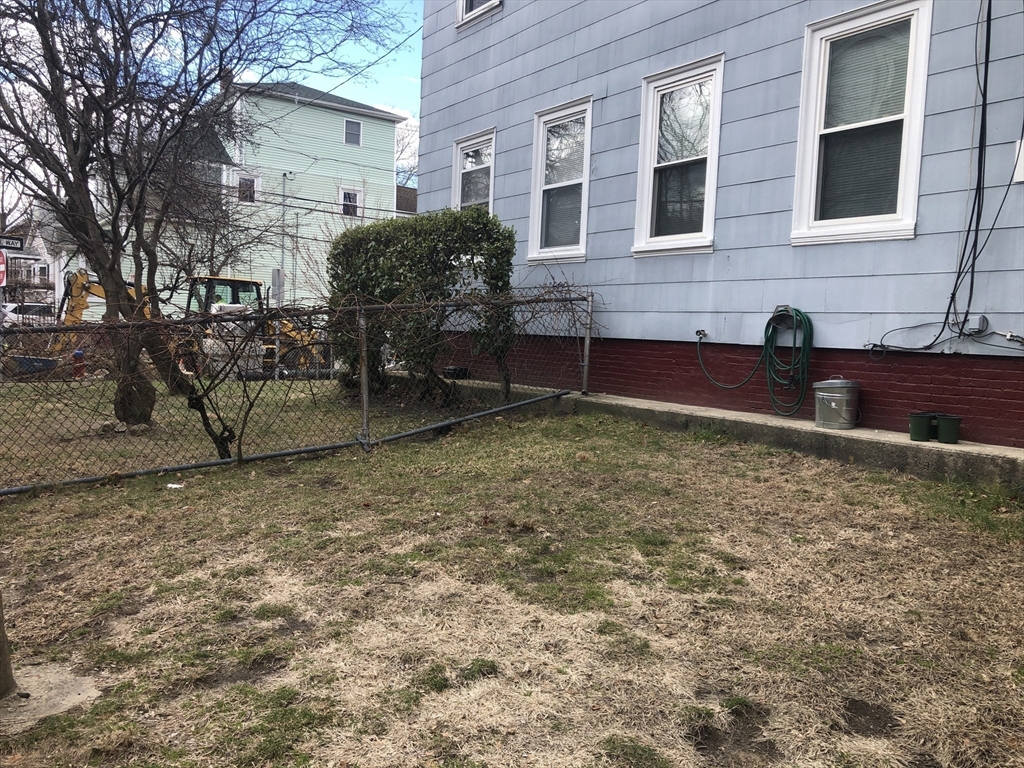 39 Houghton St