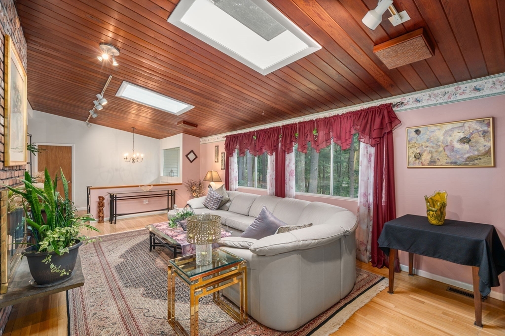 27 Alden Rd