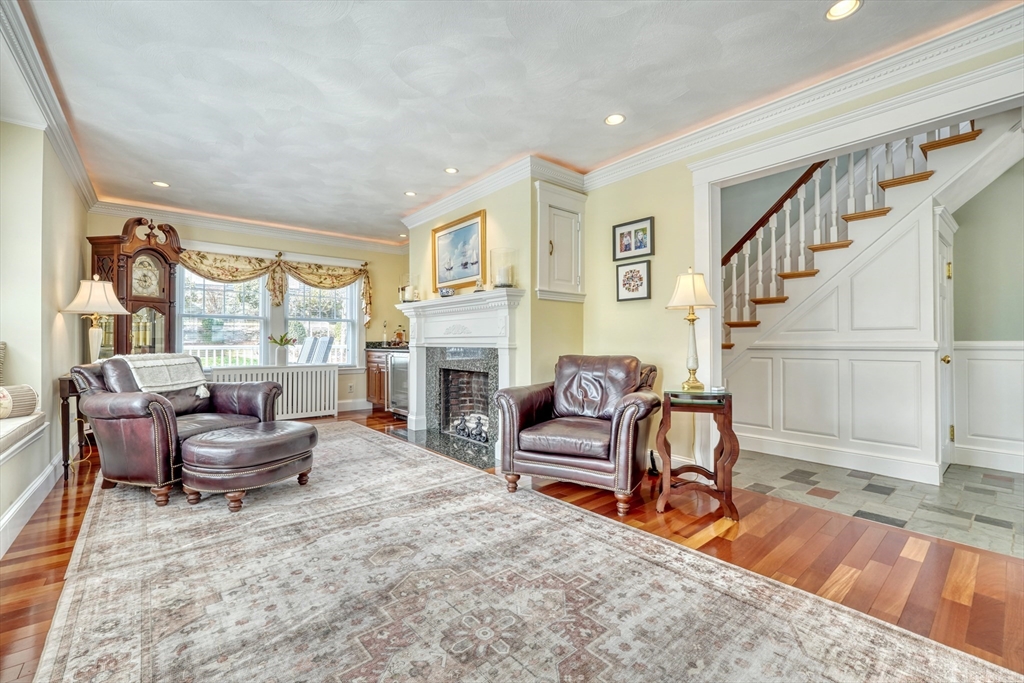 105 Walton Park