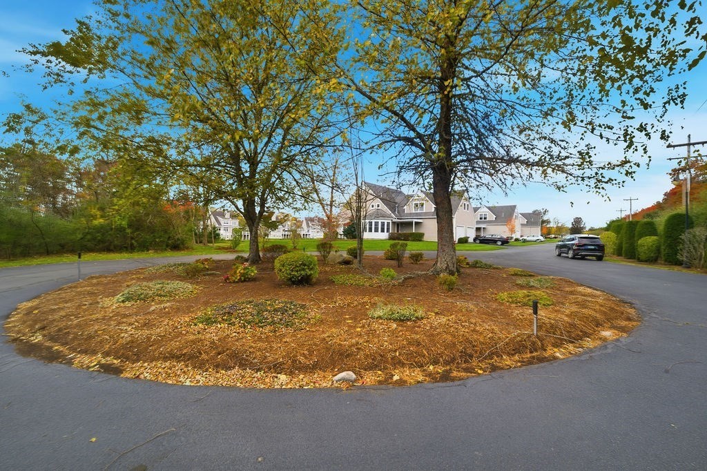 69 Bay Pointe Dr Ext 69