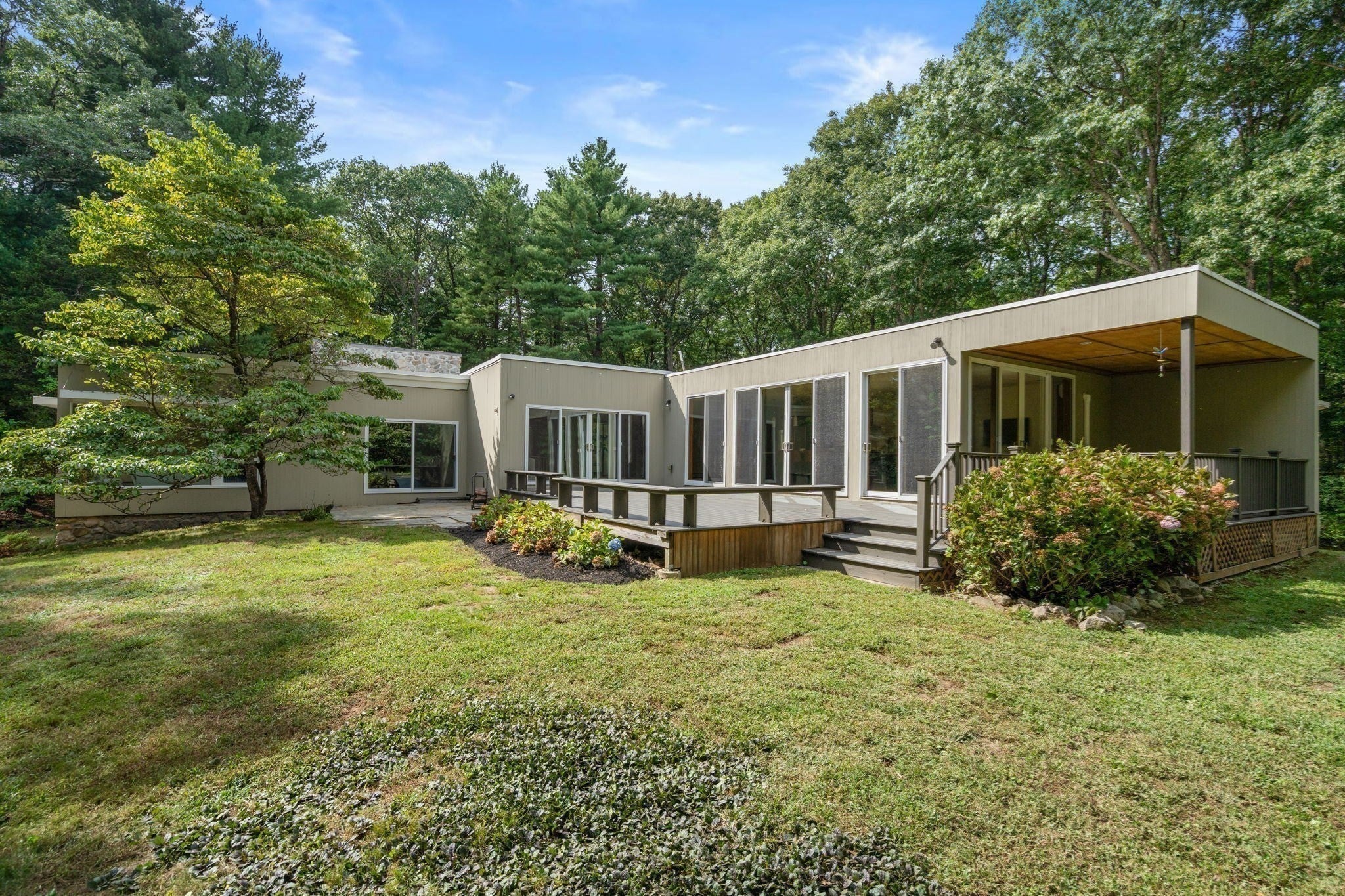583 Gay Street, Westwood, MA Photo #30