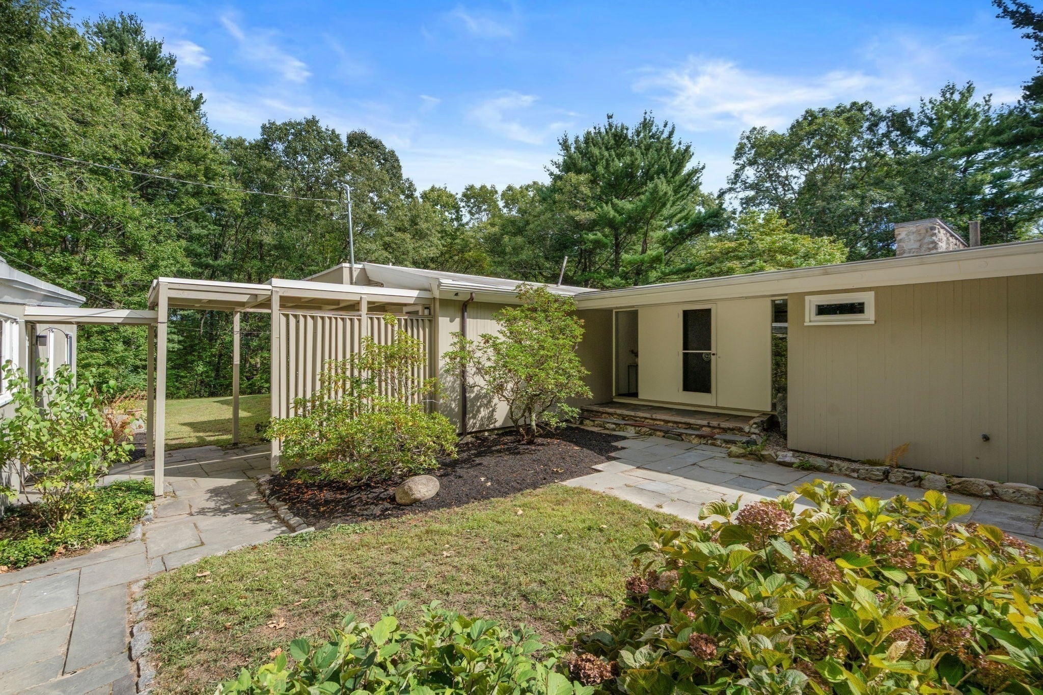 583 Gay Street, Westwood, MA Photo #3