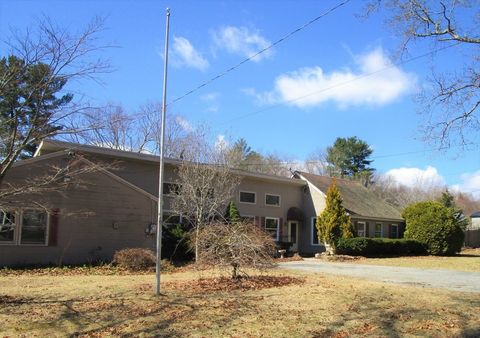 659 Highland St Northbridge MA 01534