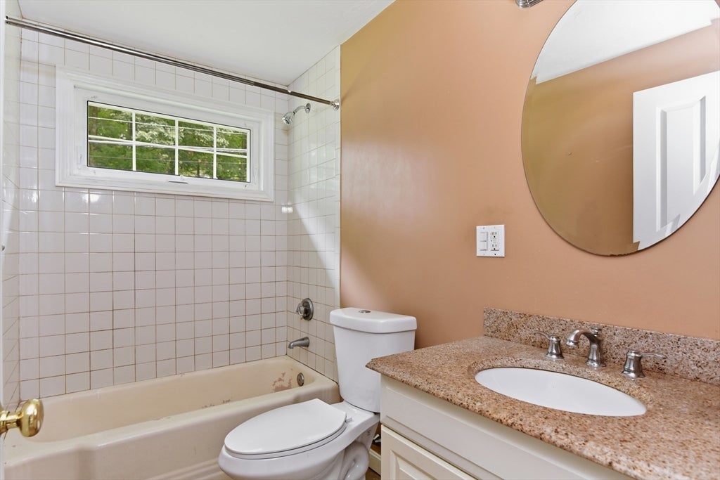 131 Goulding Street, Holliston, MA Photo #16