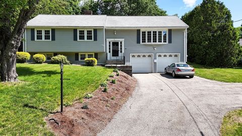 38 Juniper Ln Holden MA 01520