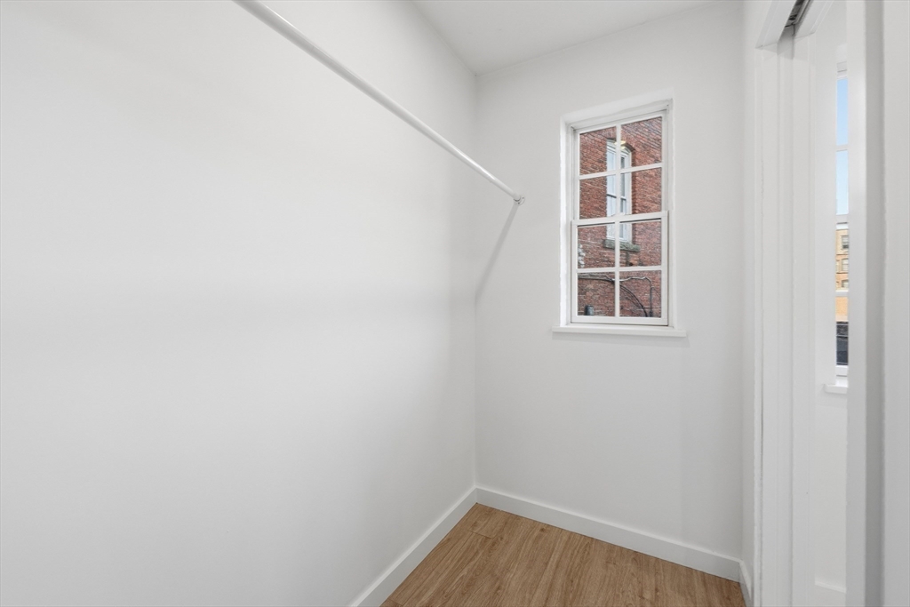 289 Central St, Lowell, MA Photo #13