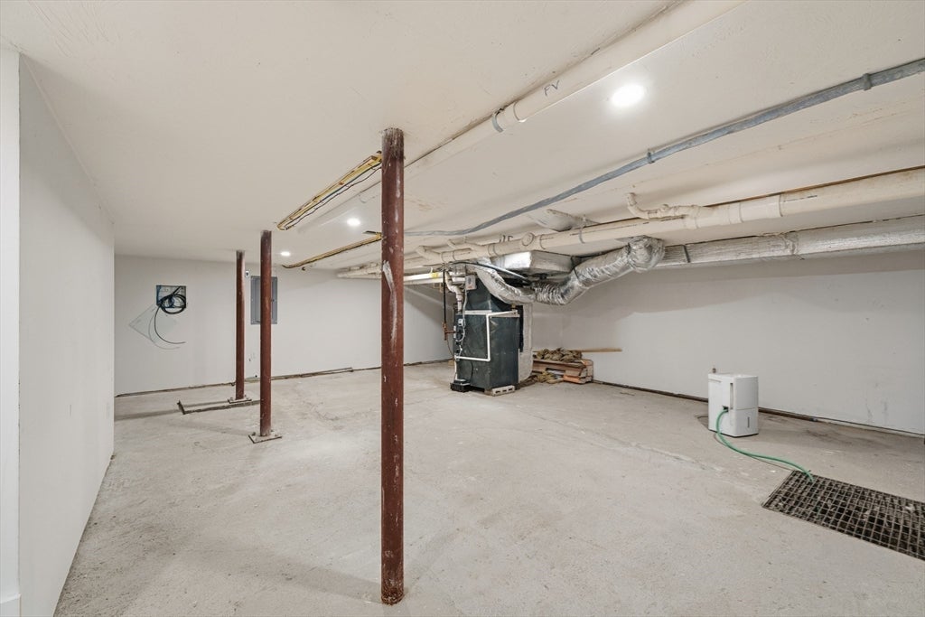289 Central St, Lowell, MA Photo #27
