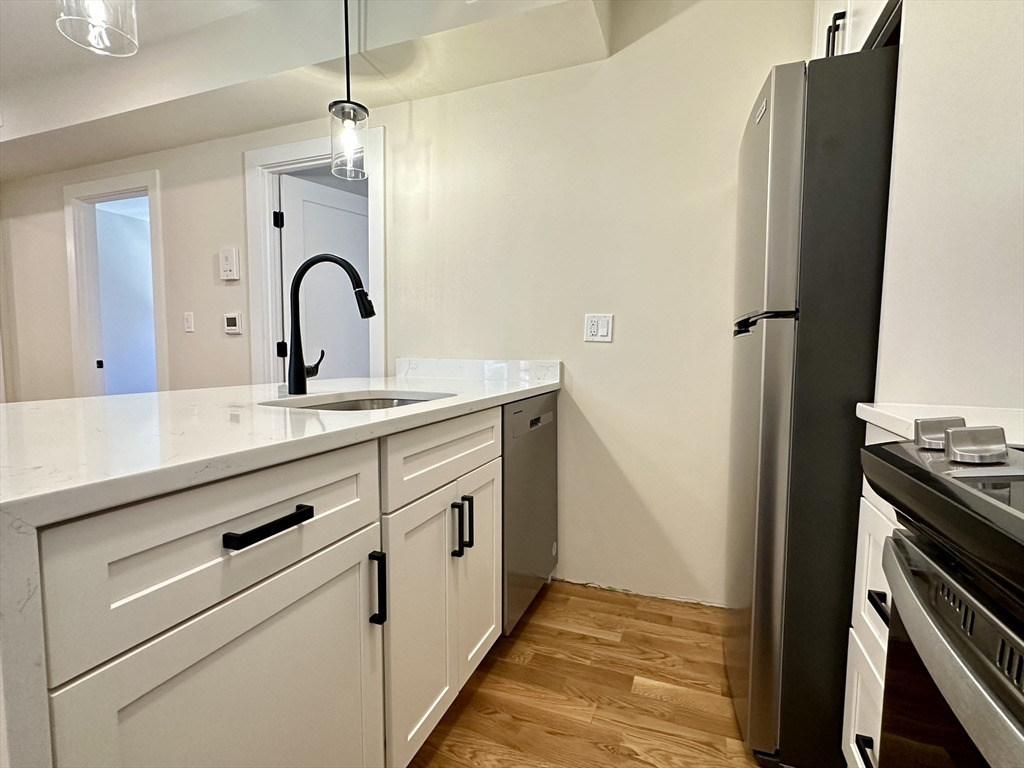 64 North Margin Street 4F