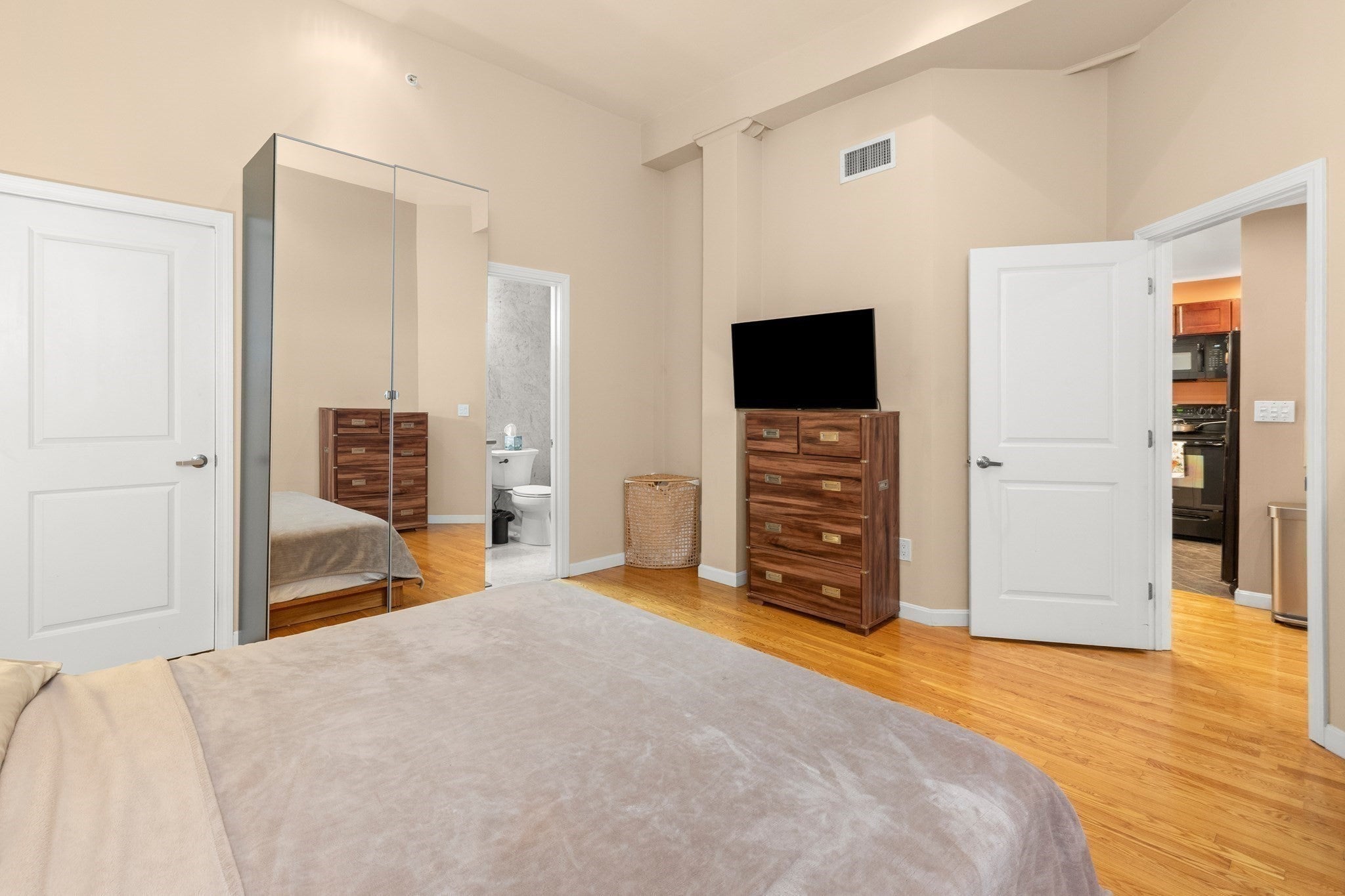170 Oxford St #201, Lynn, MA, 170 Oxford St #201, Lynn, MA Photo #9