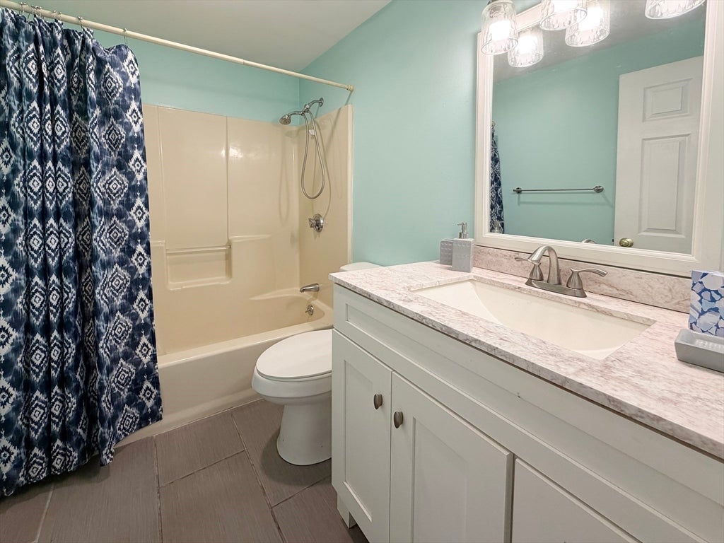 79 Lorchris St, Leominster, MA, 79 Lorchris St, Leominster, MA Photo #15
