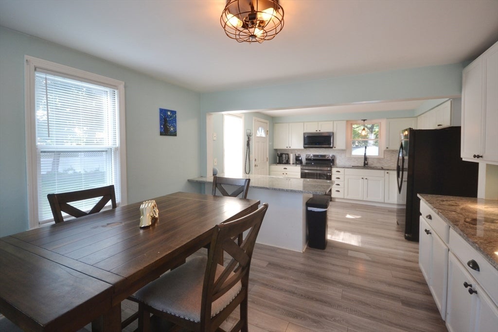 79 Lorchris St, Leominster, MA, 79 Lorchris St, Leominster, MA Photo #7