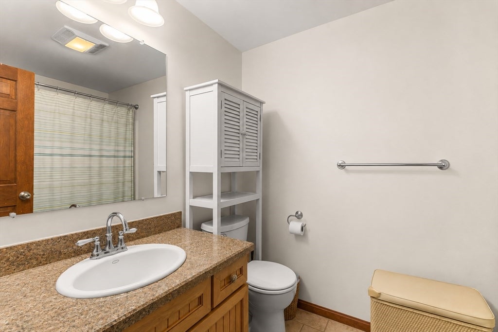 162 Oak St #9, Taunton, MA, 162 Oak St #9, Taunton, MA Photo #17