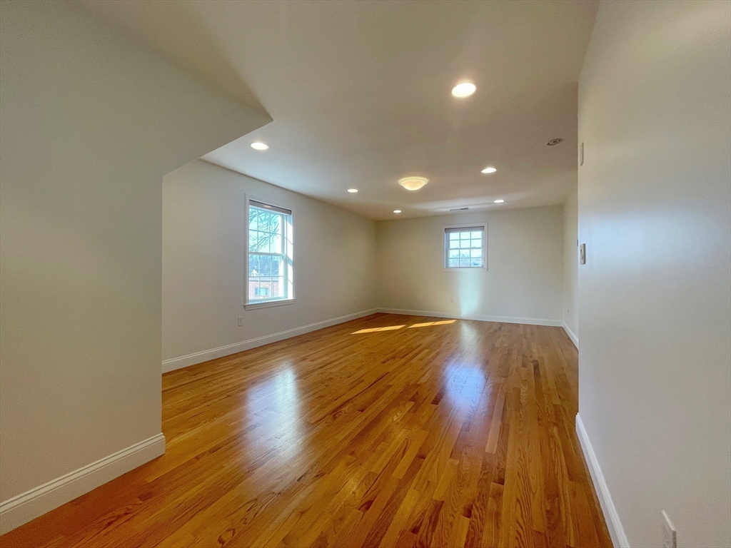 12 Naviens Ln 1