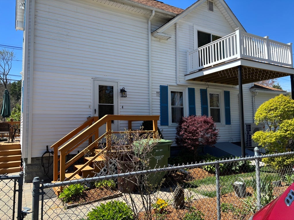 4 Central Ave