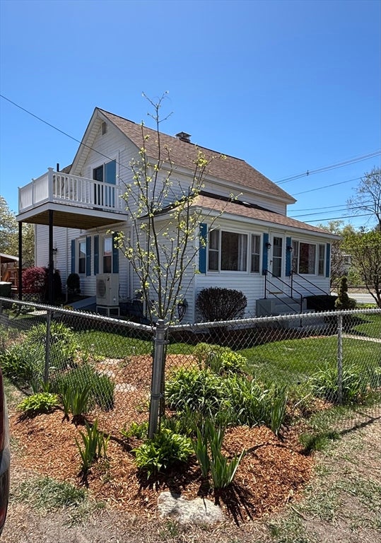 4 Central Ave