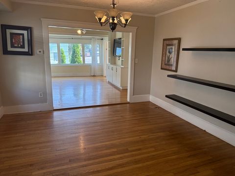 33 Fifield St 33 Watertown MA 02472