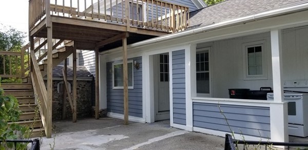 11-13 Colrain St
