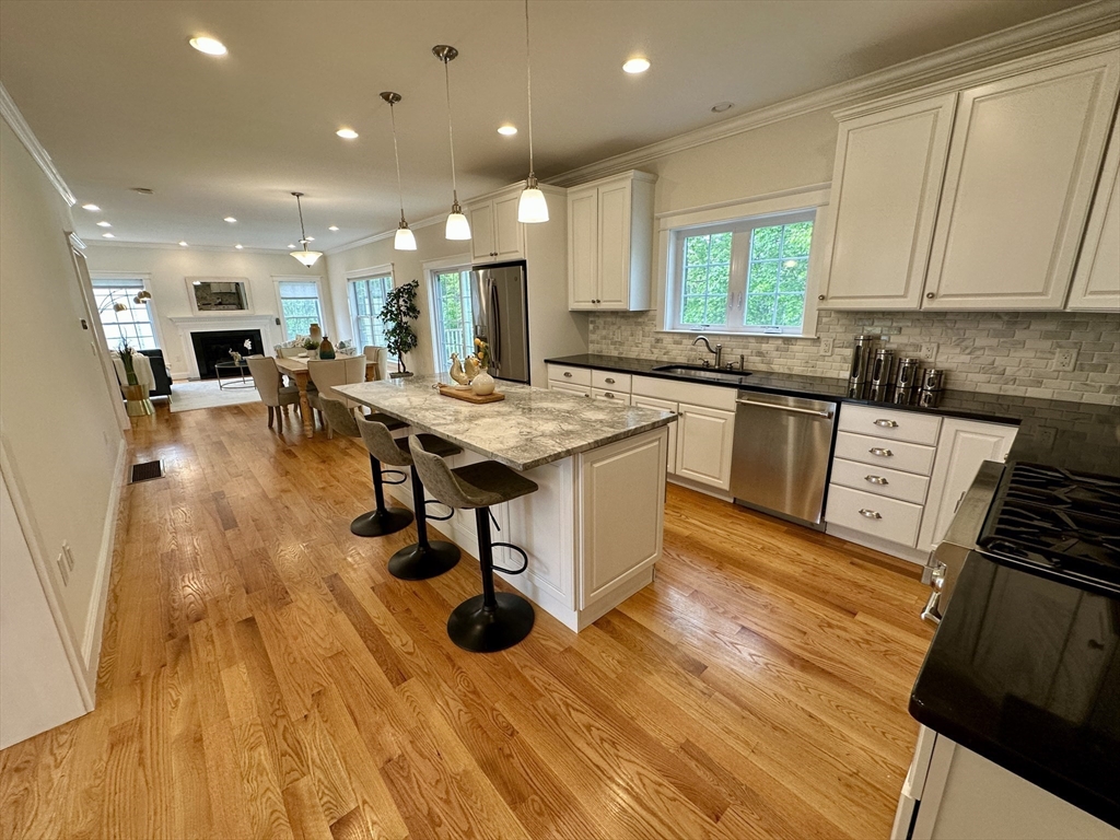 14 Pine Knoll Rd