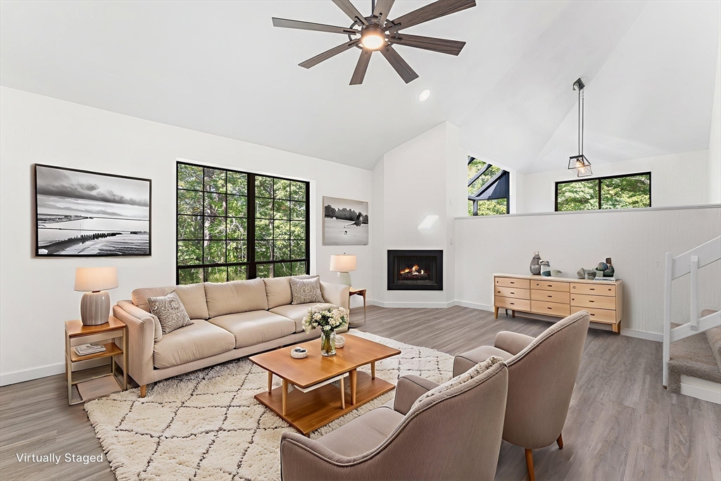 12 Perkins Ct 12